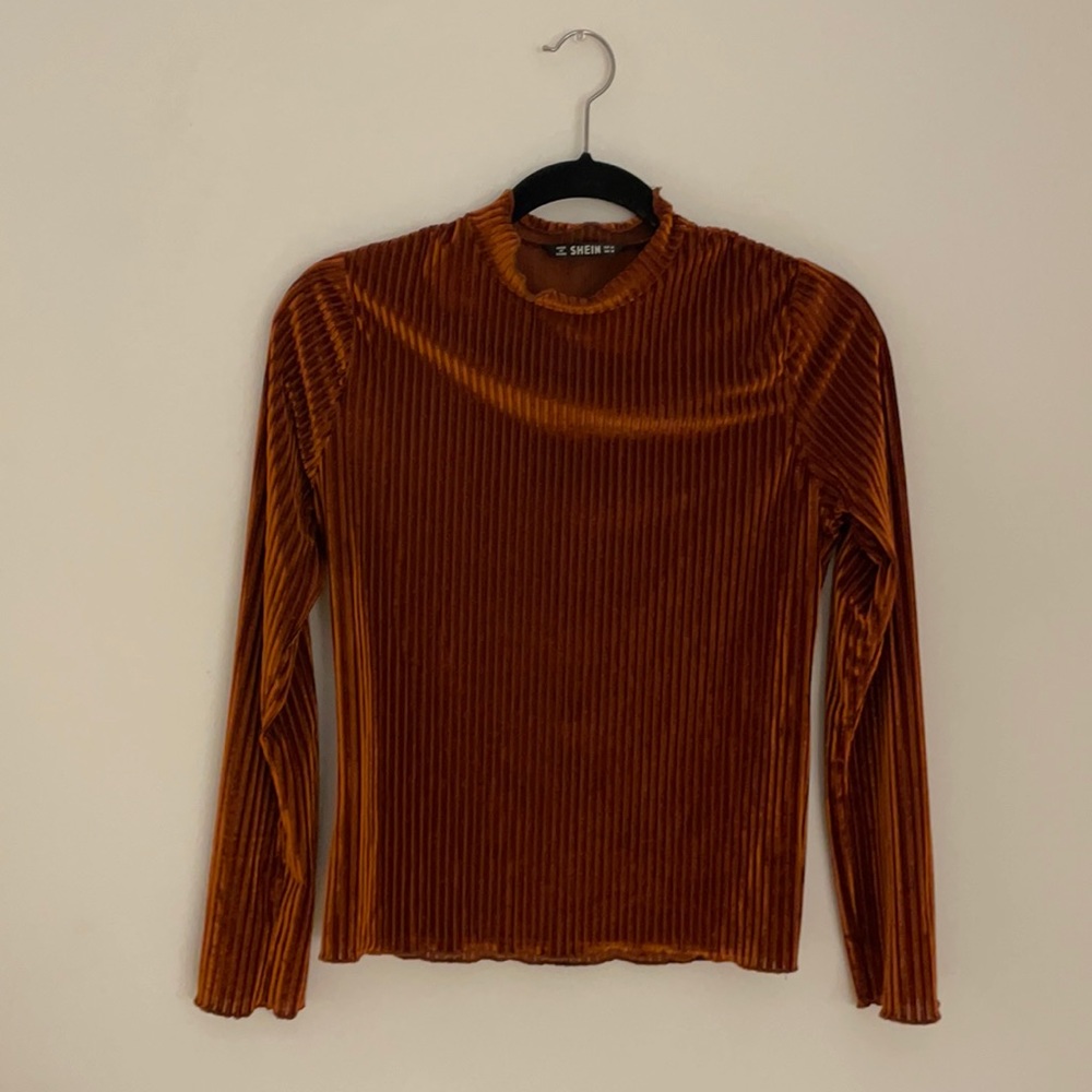 Shimmery fluted long sleeve top